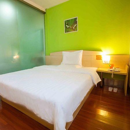 7 Days Inn 武漢市 エクステリア 写真